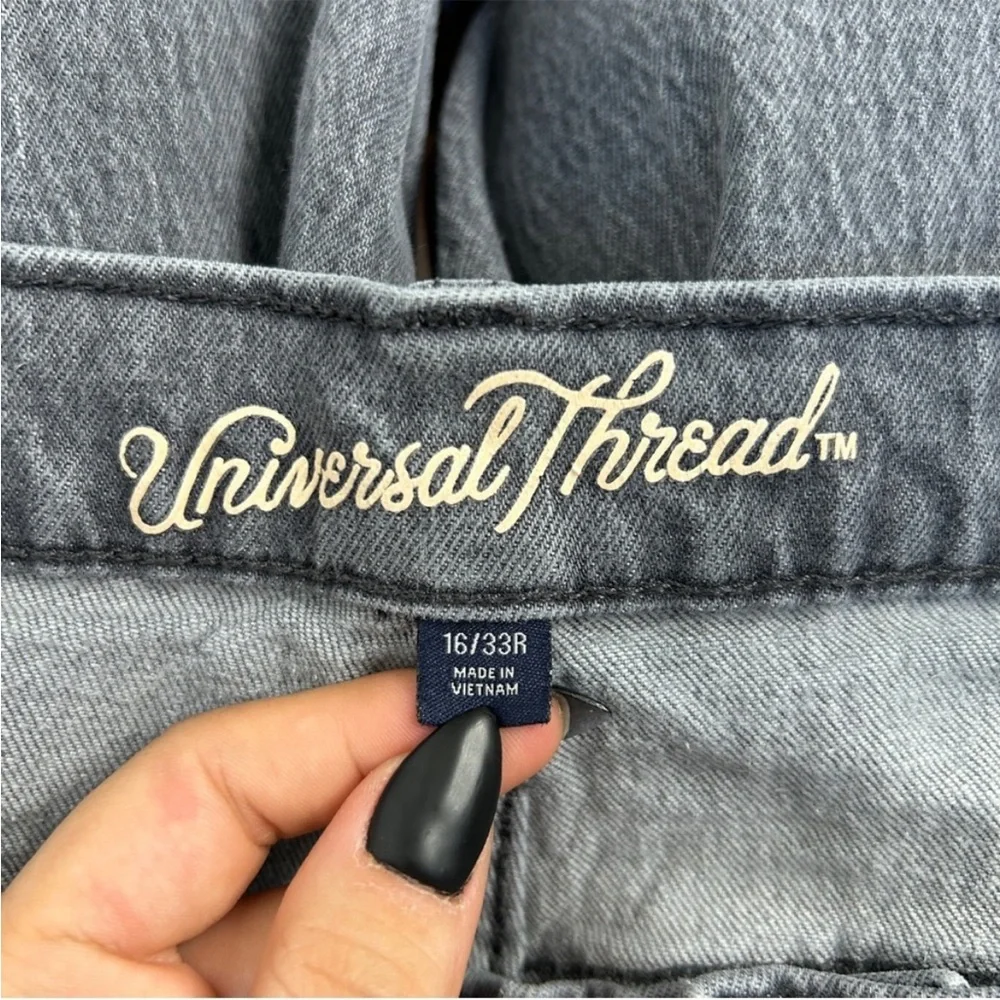 UNIVERSAL THREAD Grey Button Front Vintage
Straight Leg Denim Jeans Size 16 - Picture 5 of 6